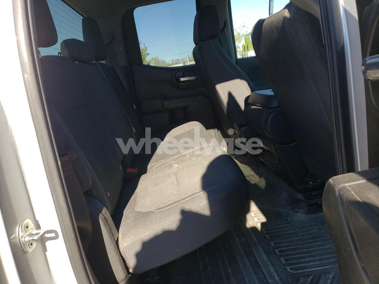 Photo 10 of 2021 CHEVROLET SILVERADO K1500 (VIN 1GCRYAEF6MZ169234)