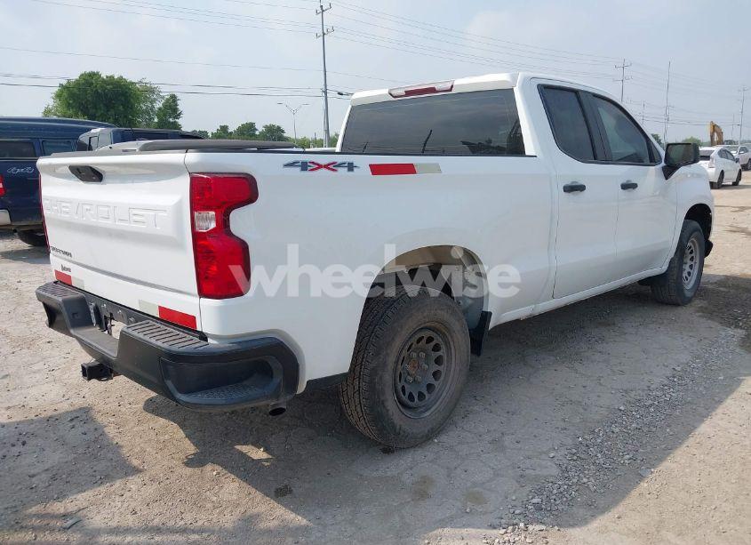 Photo 4 of 2021 Chevrolet Silverado 1500 4WD DOUBLE CAB STANDARD BED WT (VIN 1GCRYAEF6MZ216391)