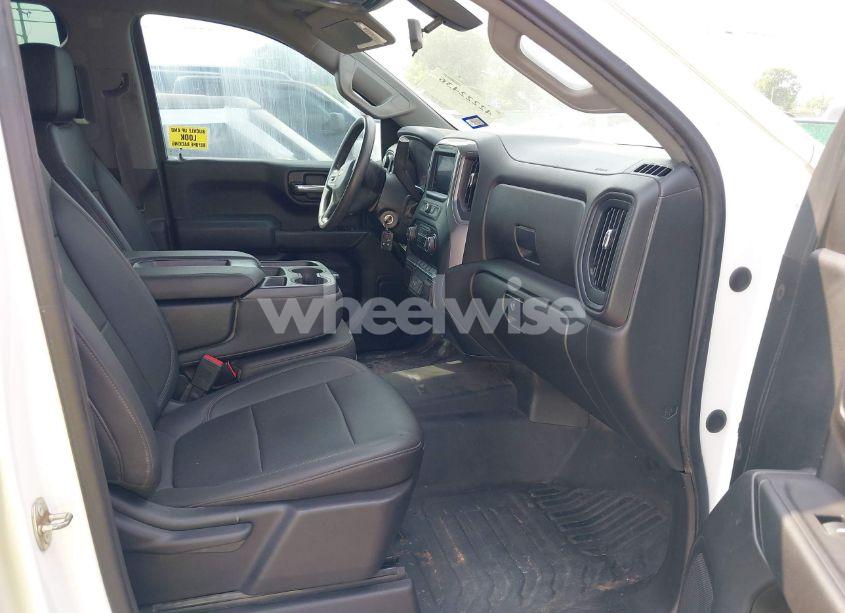 Photo 5 of 2021 Chevrolet Silverado 1500 4WD DOUBLE CAB STANDARD BED WT (VIN 1GCRYAEF6MZ216391)