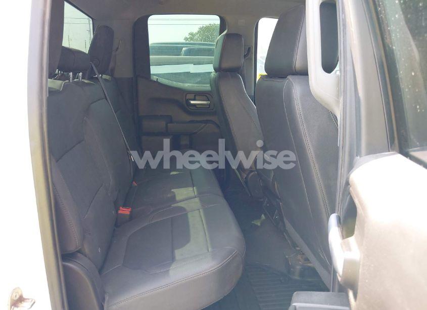 Photo 8 of 2021 Chevrolet Silverado 1500 4WD DOUBLE CAB STANDARD BED WT (VIN 1GCRYAEF6MZ216391)