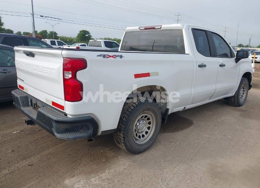 Photo 4 of 2020 Chevrolet Silverado 1500 4WD DOUBLE CAB STANDARD BED WT (VIN 1GCRYAEF7LZ179401)