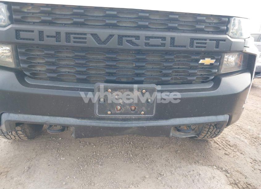 Photo 6 of 2020 Chevrolet Silverado 1500 4WD DOUBLE CAB STANDARD BED WT (VIN 1GCRYAEF7LZ179401)