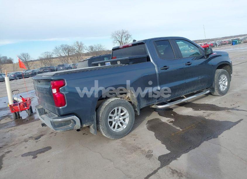 Photo 4 of 2020 Chevrolet Silverado 1500 4WD DOUBLE CAB STANDARD BED WT (VIN 1GCRYAEF7LZ195758)