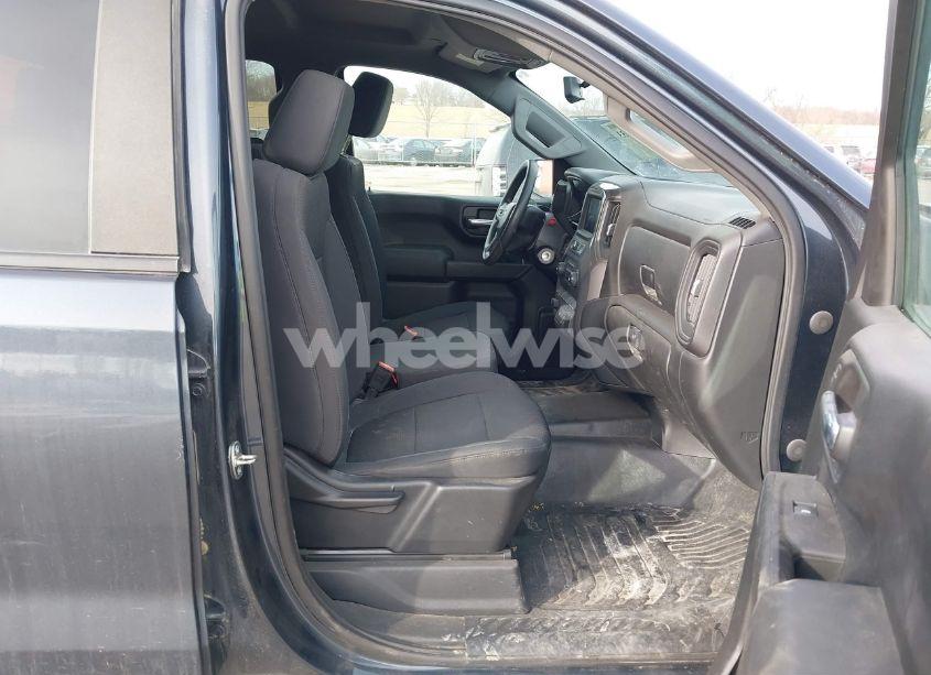 Photo 5 of 2020 Chevrolet Silverado 1500 4WD DOUBLE CAB STANDARD BED WT (VIN 1GCRYAEF7LZ195758)