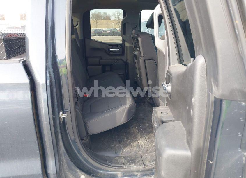 Photo 8 of 2020 Chevrolet Silverado 1500 4WD DOUBLE CAB STANDARD BED WT (VIN 1GCRYAEF7LZ195758)