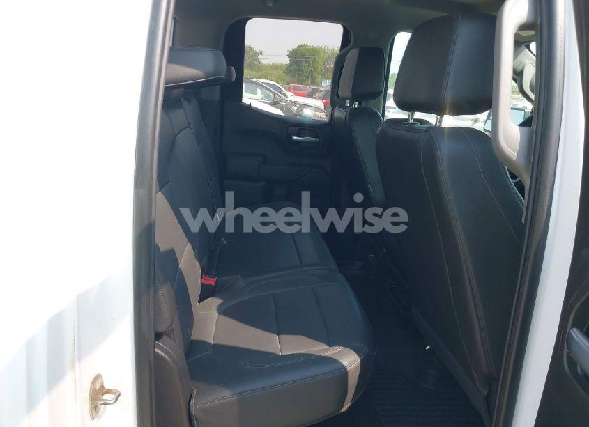Photo 8 of 2021 Chevrolet Silverado 1500 4WD DOUBLE CAB STANDARD BED WT (VIN 1GCRYAEF7MZ210776)