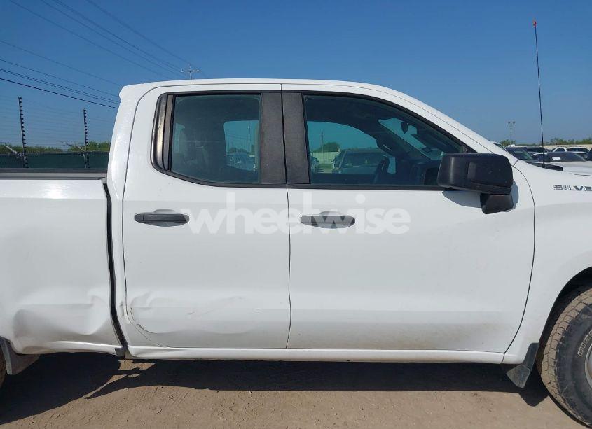 Photo 13 of 2021 Chevrolet Silverado 1500 4WD DOUBLE CAB STANDARD BED WT (VIN 1GCRYAEF7MZ212124)