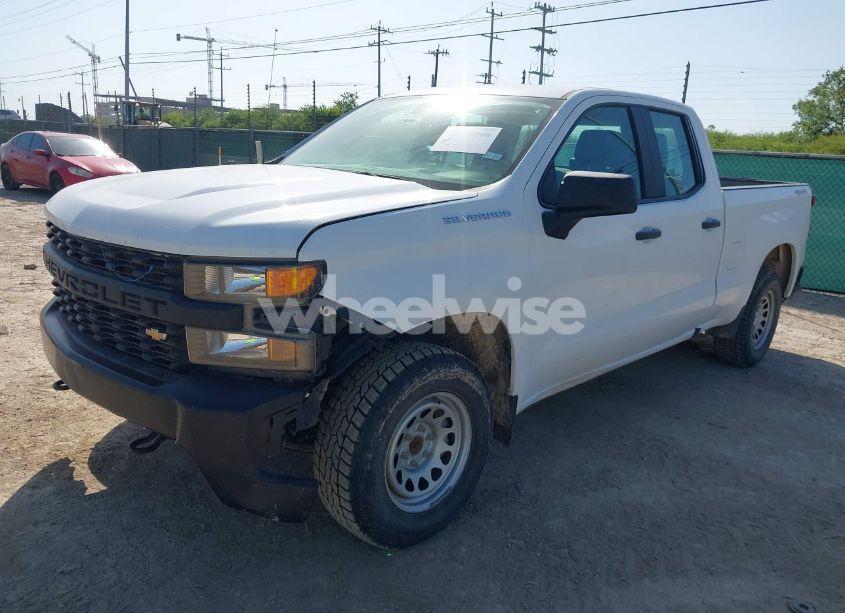Photo 2 of 2021 Chevrolet Silverado 1500 4WD DOUBLE CAB STANDARD BED WT (VIN 1GCRYAEF7MZ212124)