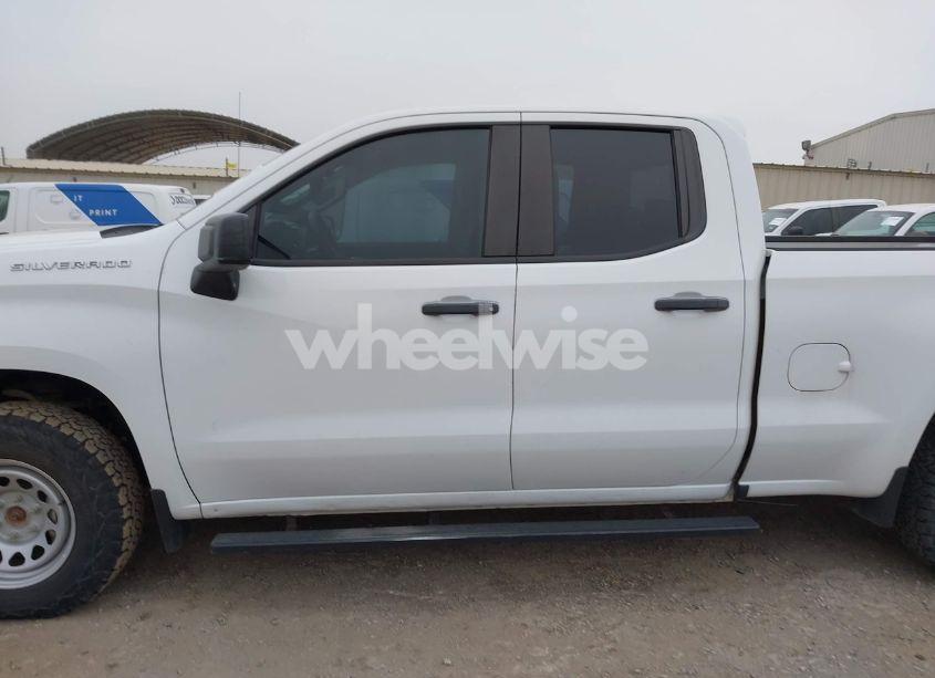 Photo 14 of 2021 Chevrolet Silverado 1500 4WD DOUBLE CAB STANDARD BED WT (VIN 1GCRYAEF7MZ217534)