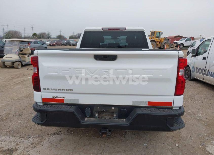 Photo 16 of 2021 Chevrolet Silverado 1500 4WD DOUBLE CAB STANDARD BED WT (VIN 1GCRYAEF7MZ217534)