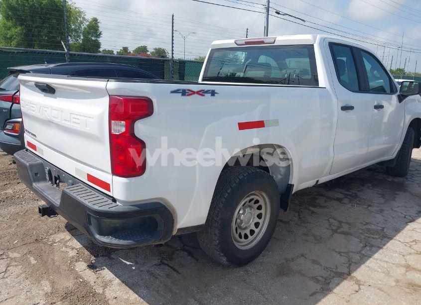 Photo 4 of 2020 Chevrolet Silverado 1500 4WD DOUBLE CAB STANDARD BED WT (VIN 1GCRYAEF8LZ178404)