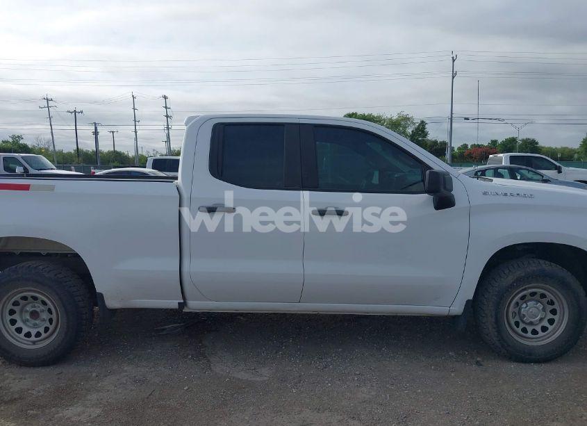 Photo 13 of 2021 Chevrolet Silverado 1500 4WD DOUBLE CAB STANDARD BED WT (VIN 1GCRYAEF8MZ217607)