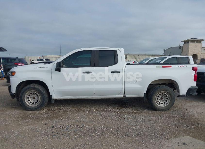 Photo 14 of 2021 Chevrolet Silverado 1500 4WD DOUBLE CAB STANDARD BED WT (VIN 1GCRYAEF8MZ217607)