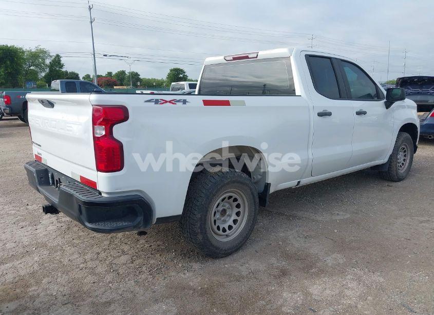 Photo 4 of 2021 Chevrolet Silverado 1500 4WD DOUBLE CAB STANDARD BED WT (VIN 1GCRYAEF8MZ217607)