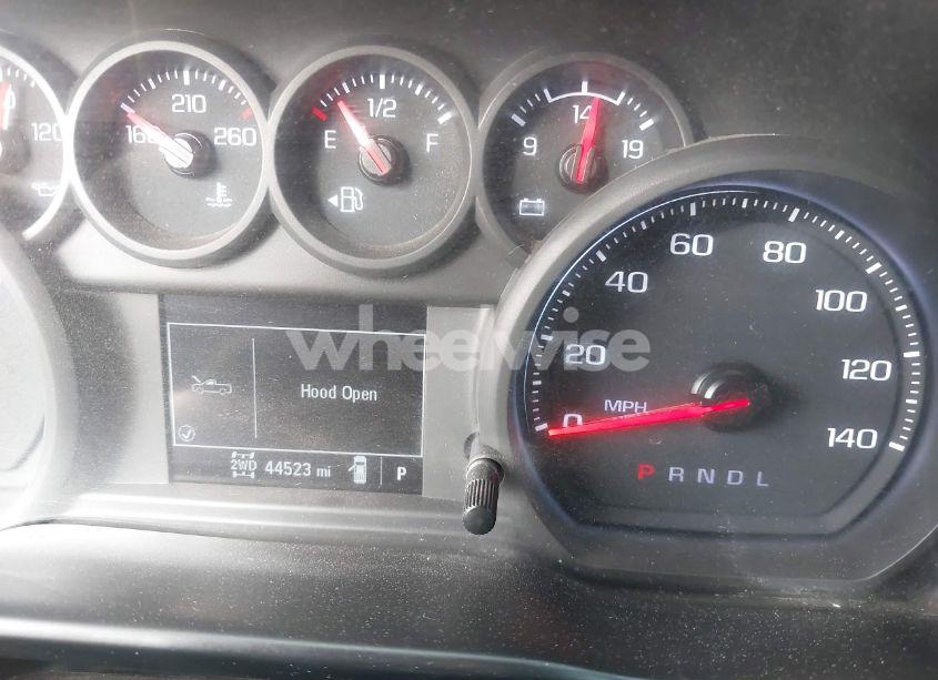 Photo 7 of 2021 Chevrolet Silverado 1500 4WD DOUBLE CAB STANDARD BED WT (VIN 1GCRYAEF8MZ217607)