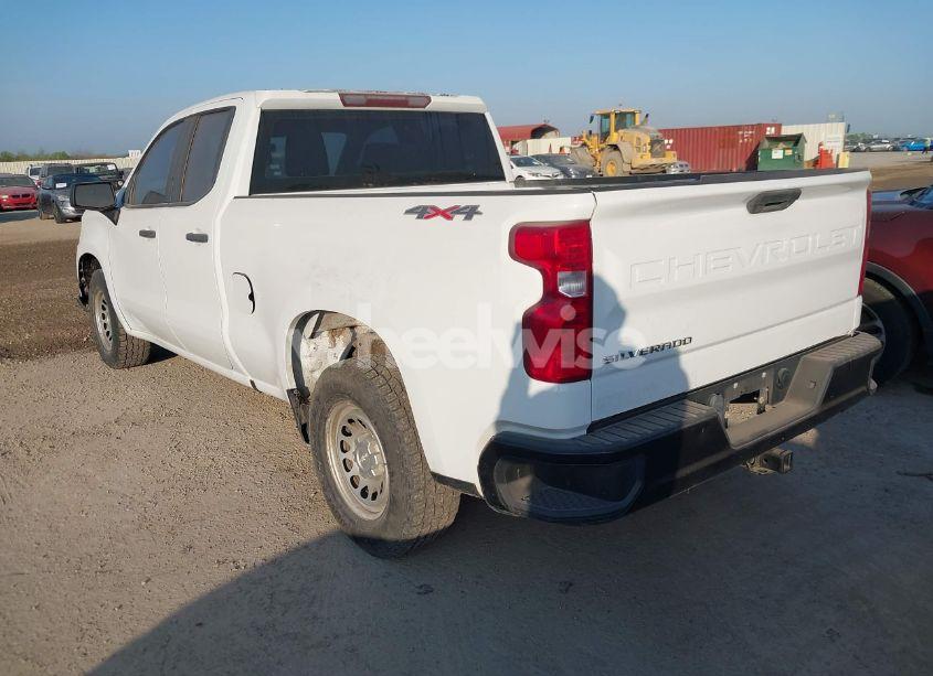 Photo 3 of 2020 Chevrolet Silverado 1500 4WD DOUBLE CAB STANDARD BED WT (VIN 1GCRYAEF9LZ177908)