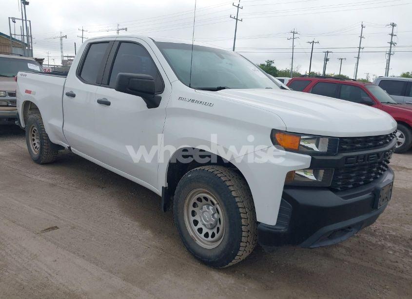 2020 Chevrolet Silverado 1500 4WD DOUBLE CAB STANDARD BED WT (VIN 1GCRYAEF9LZ178542) main photo