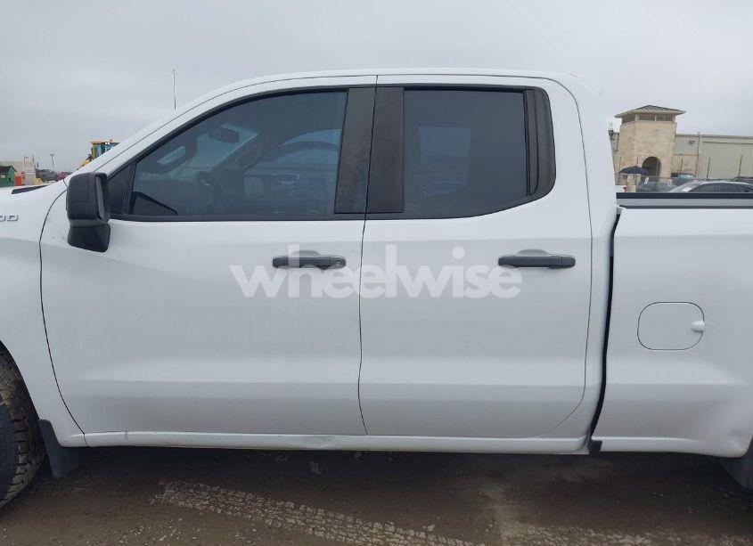 Photo 14 of 2020 Chevrolet Silverado 1500 4WD DOUBLE CAB STANDARD BED WT (VIN 1GCRYAEF9LZ178542)