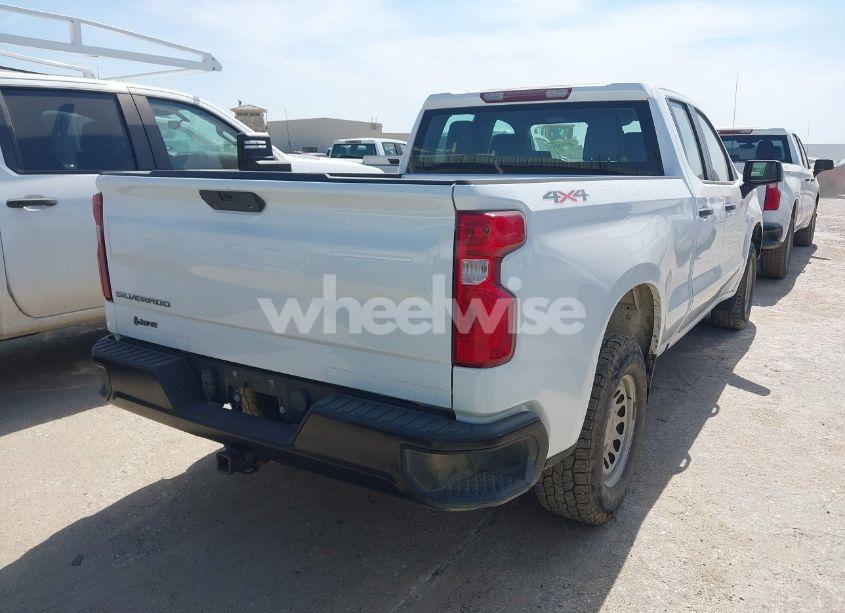 Photo 4 of 2021 Chevrolet Silverado 1500 4WD DOUBLE CAB STANDARD BED WT (VIN 1GCRYAEF9MZ211203)