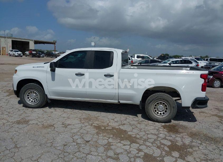 Photo 14 of 2020 Chevrolet Silverado 1500 4WD DOUBLE CAB STANDARD BED WT (VIN 1GCRYAEFXLZ178436)
