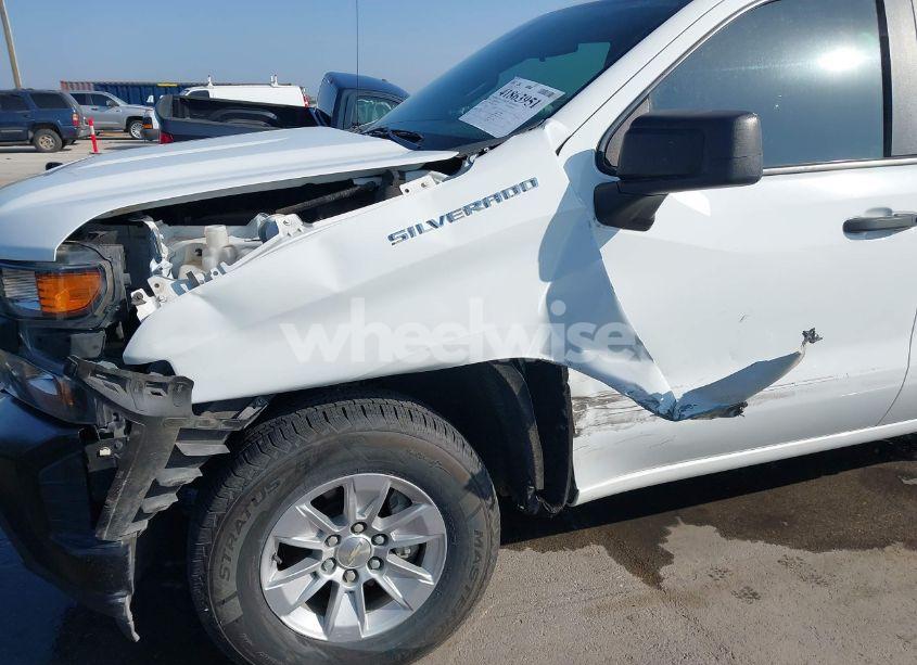 Photo 6 of 2020 Chevrolet Silverado 1500 4WD DOUBLE CAB STANDARD BED WT (VIN 1GCRYAEFXLZ315603)