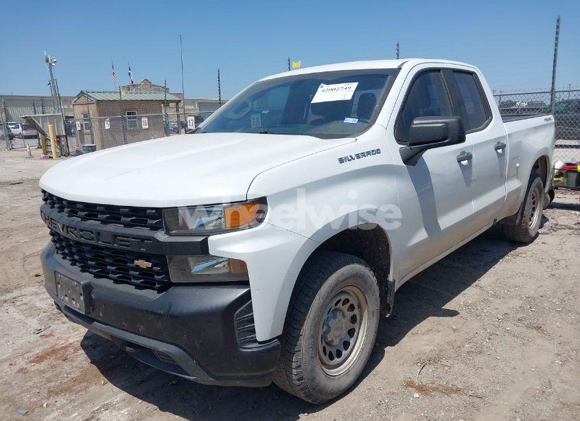 Photo 2 of 2021 Chevrolet Silverado 1500 4WD DOUBLE CAB STANDARD BED WT (VIN 1GCRYAEFXMZ210559)