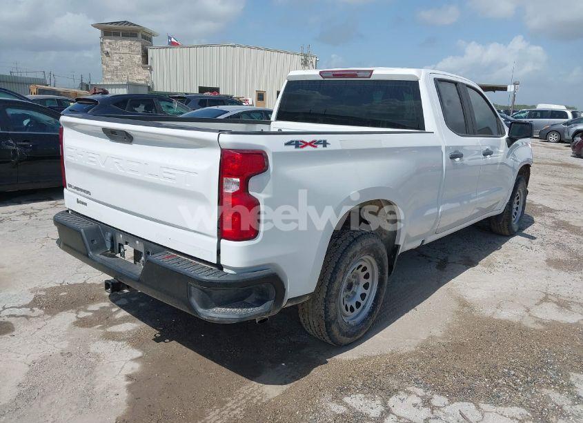 Photo 4 of 2021 Chevrolet Silverado 1500 4WD DOUBLE CAB STANDARD BED WT (VIN 1GCRYAEFXMZ217365)