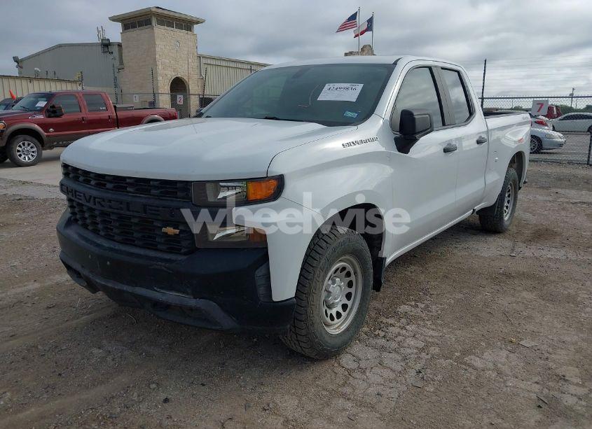 Photo 2 of 2021 Chevrolet Silverado 1500 4WD DOUBLE CAB STANDARD BED WT (VIN 1GCRYAEFXMZ217883)