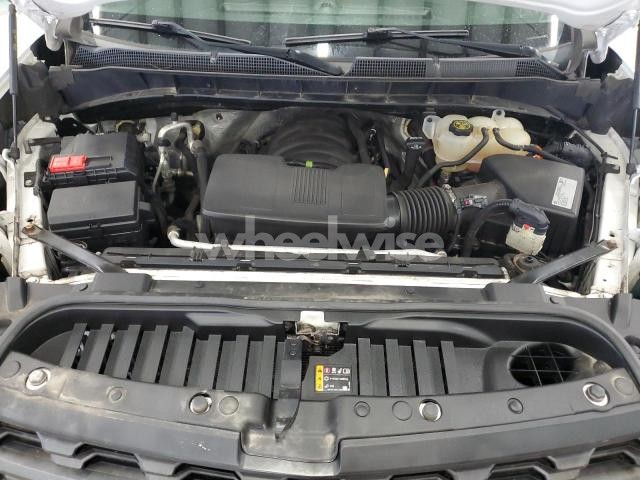 Photo 4 of 2019 CHEVROLET SILVERADO K1500 (VIN 1GCRYAEH0KZ250518)