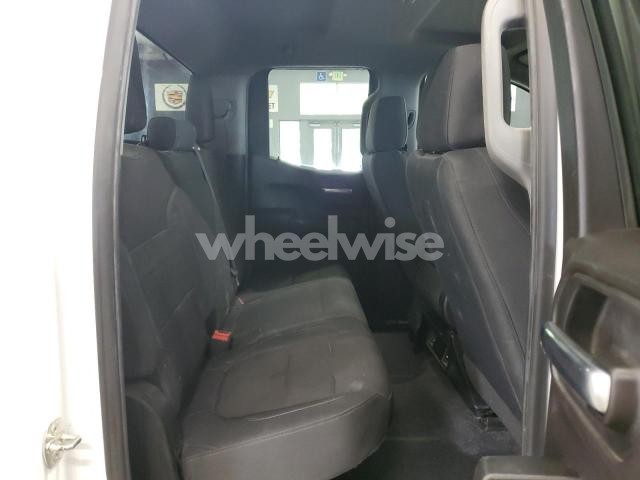 Photo 8 of 2019 CHEVROLET SILVERADO K1500 (VIN 1GCRYAEH0KZ250518)