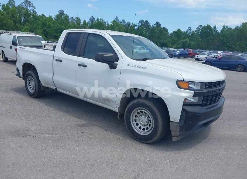 2019 Chevrolet Silverado 1500 WORK TRUCK (VIN 1GCRYAEH0KZ255590) main photo
