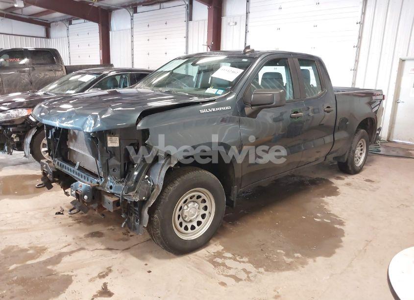 Photo 2 of 2019 Chevrolet Silverado 1500 WORK TRUCK (VIN 1GCRYAEH3KZ379420)