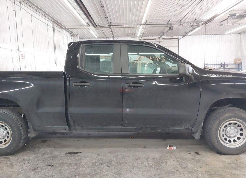 Photo 13 of 2020 Chevrolet Silverado 1500 4WD STANDARD BED WT (VIN 1GCRYAEH3LZ159549)