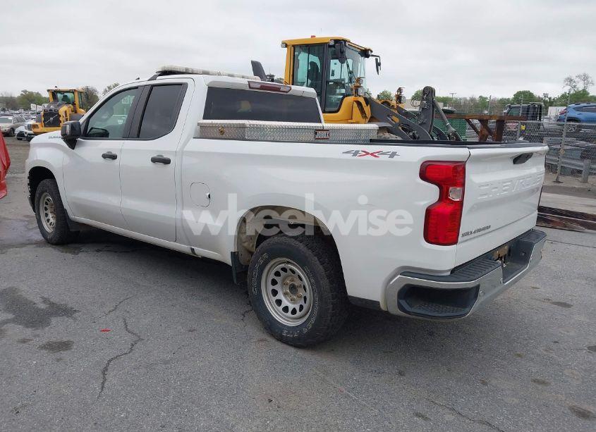 Photo 3 of 2019 Chevrolet Silverado 1500 WORK TRUCK (VIN 1GCRYAEH8KZ276297)
