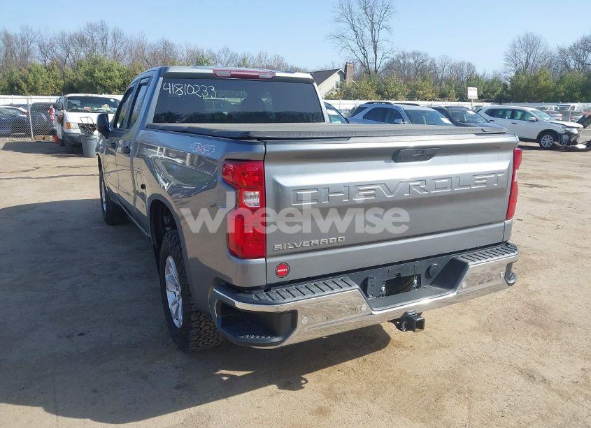 Photo 3 of 2021 Chevrolet Silverado 1500 4WD STANDARD BED WT (VIN 1GCRYAEHXMZ223328)
