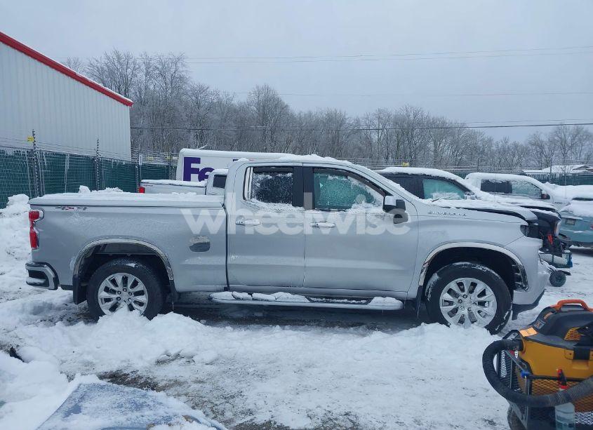 Photo 13 of 2020 Chevrolet Silverado 1500 4WD DOUBLE CAB STANDARD BED CUSTOM (VIN 1GCRYBEF6LZ368465)