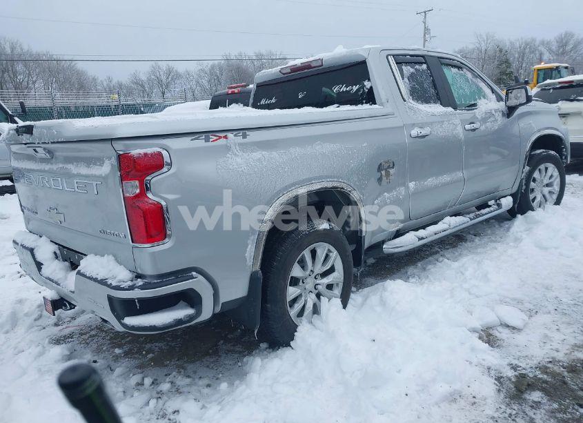 Photo 4 of 2020 Chevrolet Silverado 1500 4WD DOUBLE CAB STANDARD BED CUSTOM (VIN 1GCRYBEF6LZ368465)