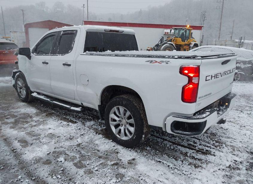 Photo 3 of 2020 Chevrolet Silverado 1500 4WD DOUBLE CAB STANDARD BED CUSTOM (VIN 1GCRYBEF7LZ223208)