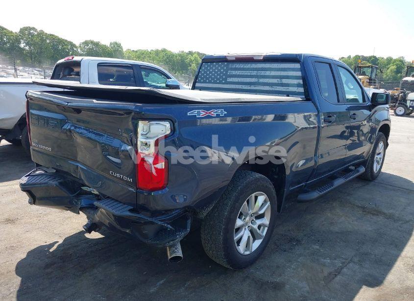 Photo 4 of 2020 Chevrolet Silverado 1500 4WD DOUBLE CAB STANDARD BED CUSTOM (VIN 1GCRYBEH0LZ337679)