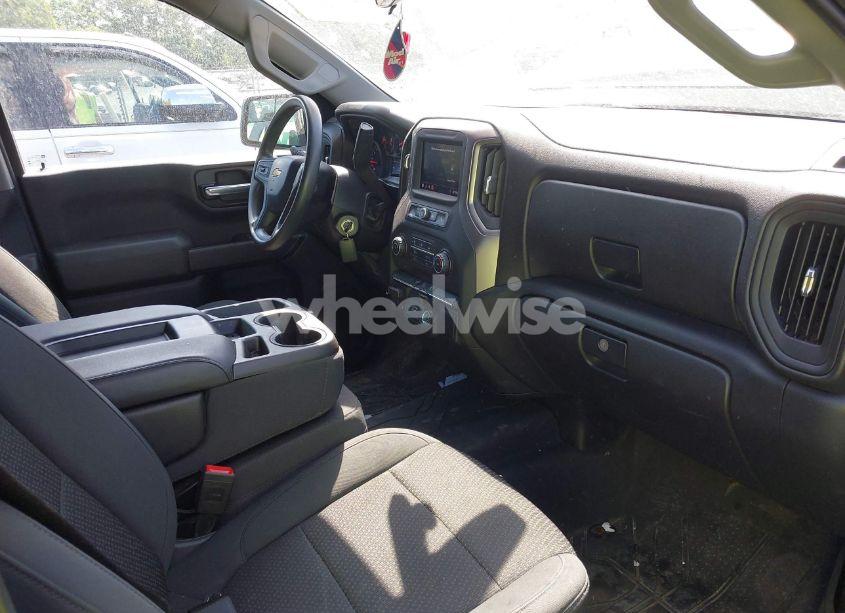 Photo 5 of 2020 Chevrolet Silverado 1500 4WD DOUBLE CAB STANDARD BED CUSTOM (VIN 1GCRYBEH0LZ337679)