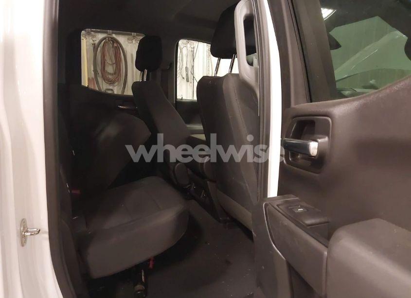 Photo 8 of 2019 Chevrolet Silverado 1500 CUSTOM (VIN 1GCRYBEH2KZ411456)