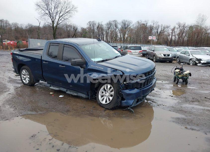 2019 Chevrolet Silverado 1500 CUSTOM (VIN 1GCRYBEH5KZ407515) main photo