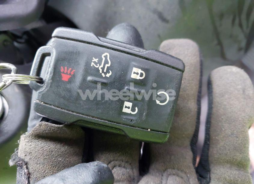 Photo 11 of 2019 Chevrolet Silverado 1500 CUSTOM (VIN 1GCRYBEH5KZ407515)