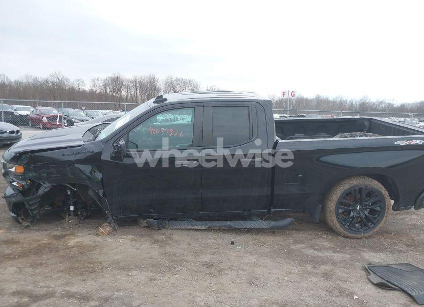 Photo 15 of 2020 Chevrolet Silverado 1500 4WD DOUBLE CAB STANDARD BED CUSTOM (VIN 1GCRYBEH5LZ217487)
