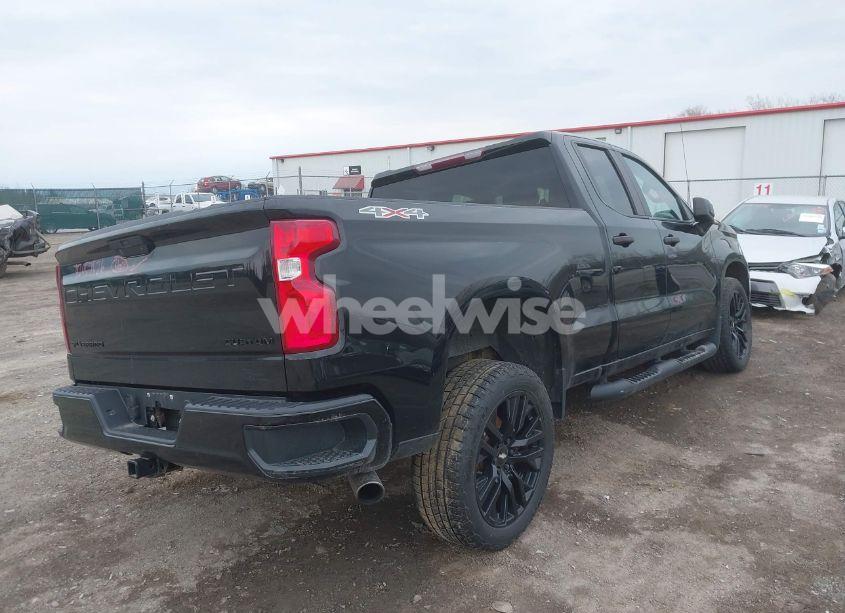 Photo 4 of 2020 Chevrolet Silverado 1500 4WD DOUBLE CAB STANDARD BED CUSTOM (VIN 1GCRYBEH5LZ217487)