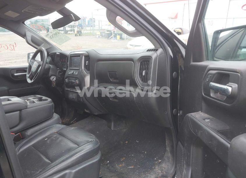 Photo 5 of 2020 Chevrolet Silverado 1500 4WD DOUBLE CAB STANDARD BED CUSTOM (VIN 1GCRYBEH5LZ217487)