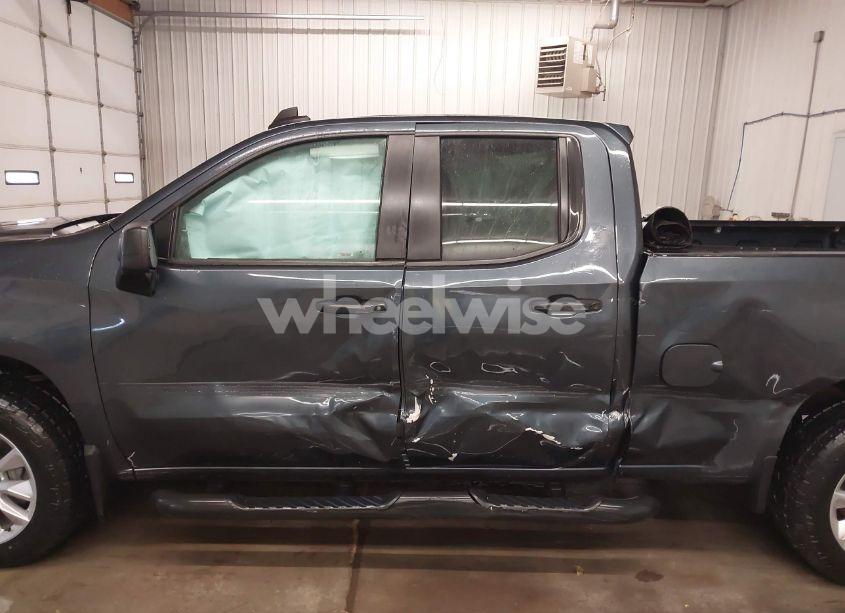 Photo 14 of 2020 Chevrolet Silverado 1500 4WD STANDARD BED CUSTOM (VIN 1GCRYBEH8LZ219377)