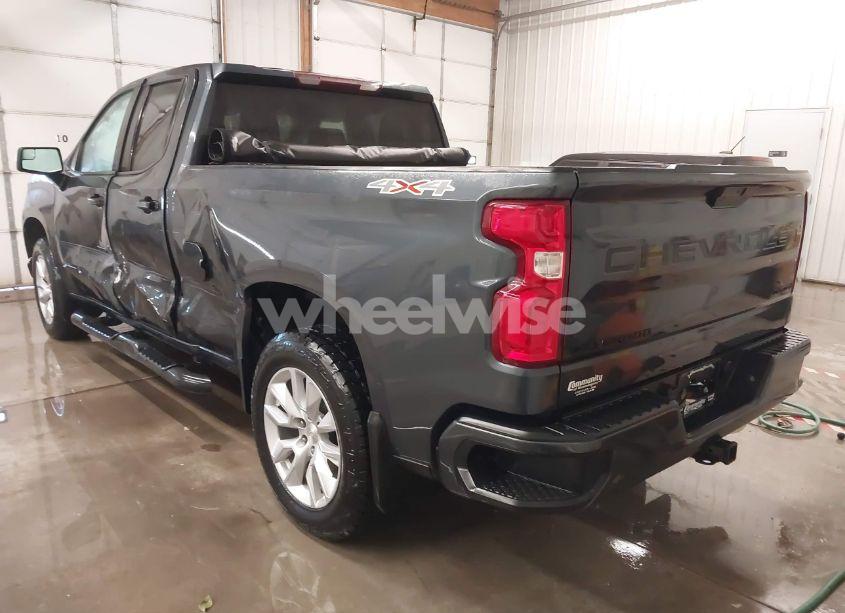 Photo 3 of 2020 Chevrolet Silverado 1500 4WD STANDARD BED CUSTOM (VIN 1GCRYBEH8LZ219377)