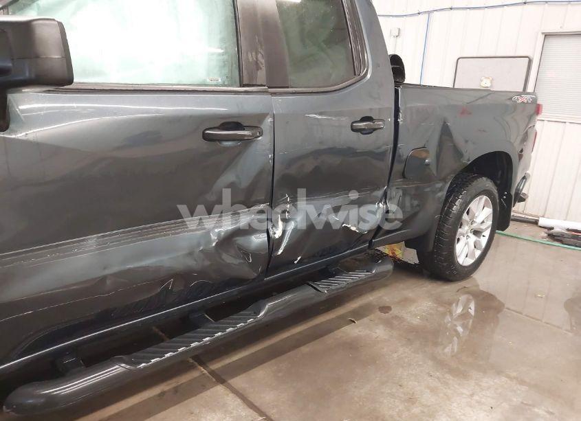 Photo 6 of 2020 Chevrolet Silverado 1500 4WD STANDARD BED CUSTOM (VIN 1GCRYBEH8LZ219377)