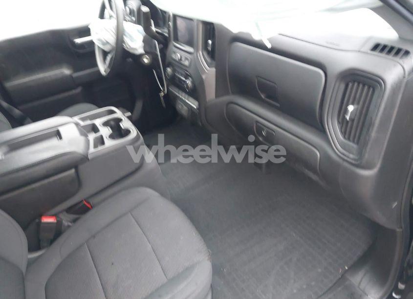 Photo 5 of 2020 Chevrolet Silverado 1500 4WD STANDARD BED CUSTOM (VIN 1GCRYBEH9LZ266188)